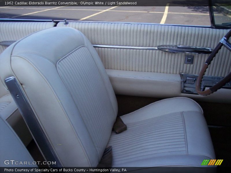 Olympic White / Light Sandalwood 1962 Cadillac Eldorado Biarritz Convertible