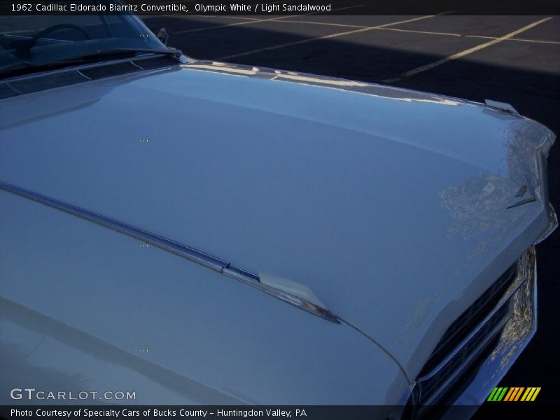 Olympic White / Light Sandalwood 1962 Cadillac Eldorado Biarritz Convertible
