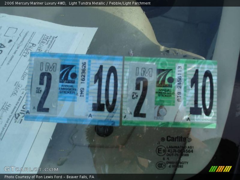 Light Tundra Metallic / Pebble/Light Parchment 2006 Mercury Mariner Luxury 4WD