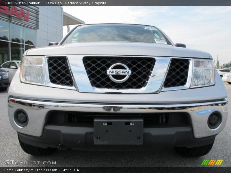 Radiant Silver / Graphite 2008 Nissan Frontier SE Crew Cab
