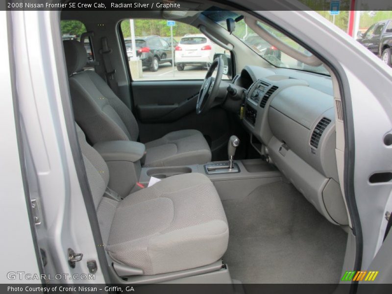 Radiant Silver / Graphite 2008 Nissan Frontier SE Crew Cab