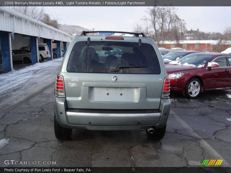Light Tundra Metallic / Pebble/Light Parchment 2006 Mercury Mariner Luxury 4WD