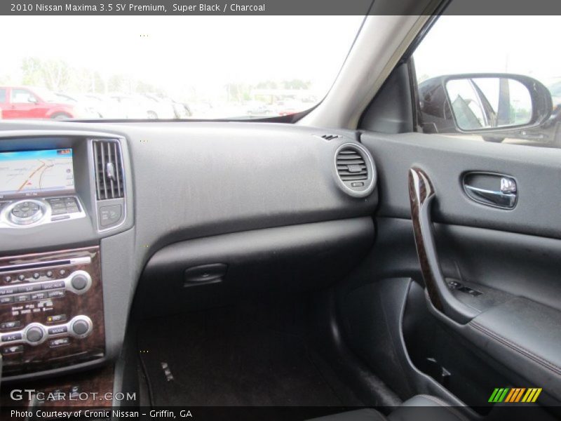 Super Black / Charcoal 2010 Nissan Maxima 3.5 SV Premium