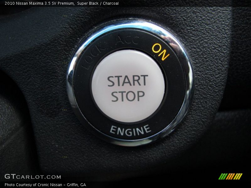 Super Black / Charcoal 2010 Nissan Maxima 3.5 SV Premium