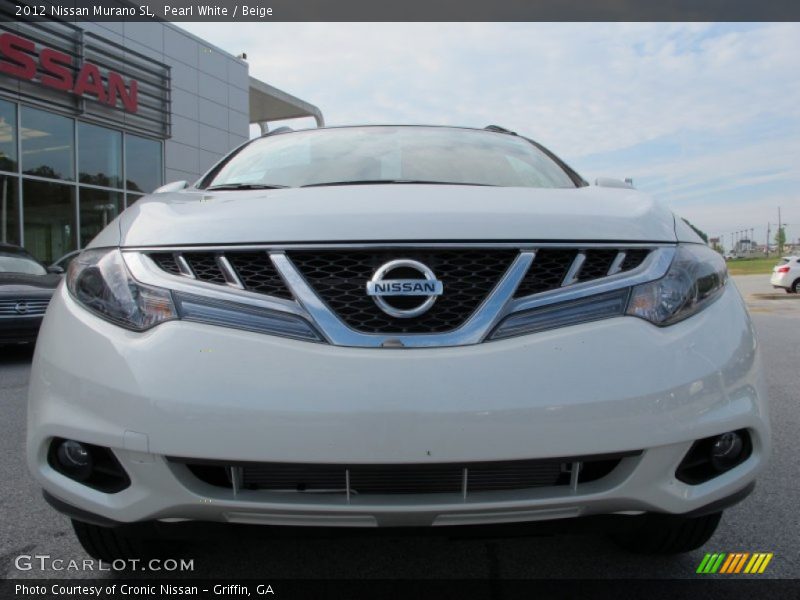 Pearl White / Beige 2012 Nissan Murano SL