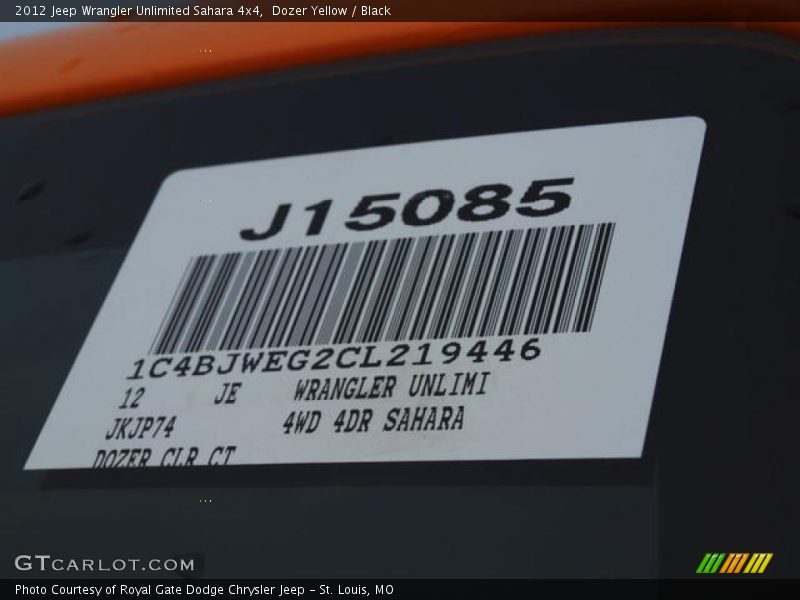 Dozer Yellow / Black 2012 Jeep Wrangler Unlimited Sahara 4x4