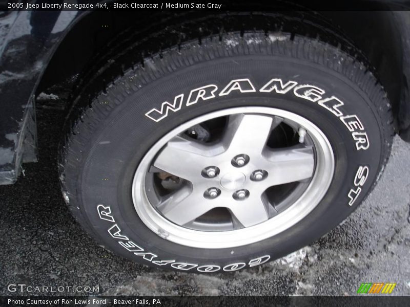 Black Clearcoat / Medium Slate Gray 2005 Jeep Liberty Renegade 4x4