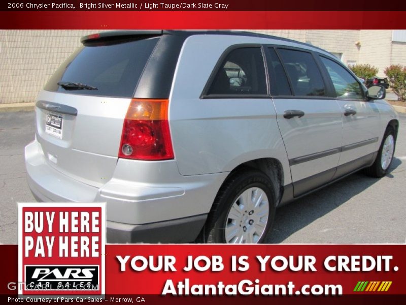Bright Silver Metallic / Light Taupe/Dark Slate Gray 2006 Chrysler Pacifica
