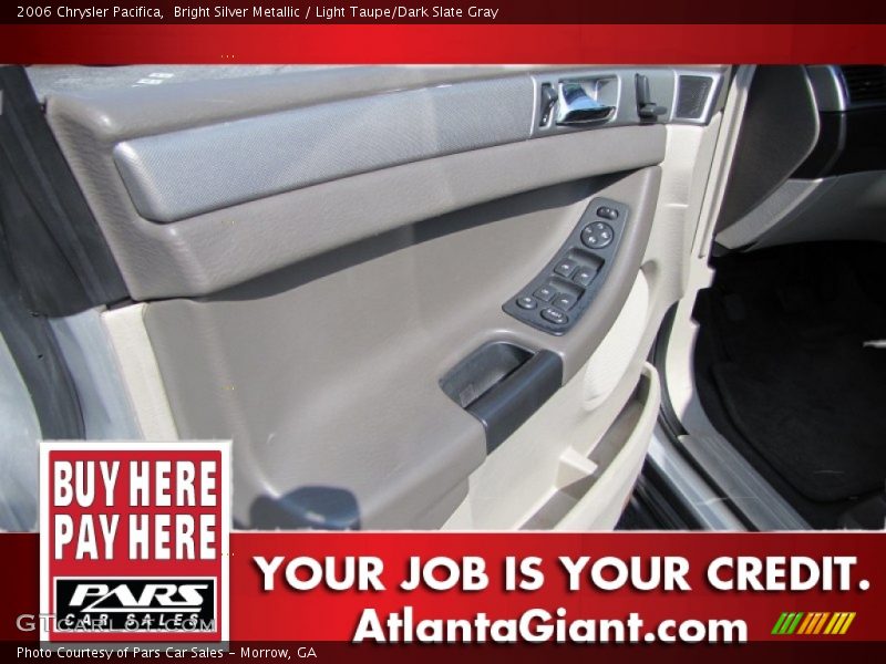Bright Silver Metallic / Light Taupe/Dark Slate Gray 2006 Chrysler Pacifica