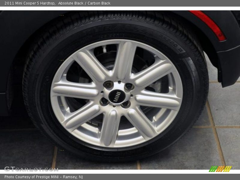 Absolute Black / Carbon Black 2011 Mini Cooper S Hardtop