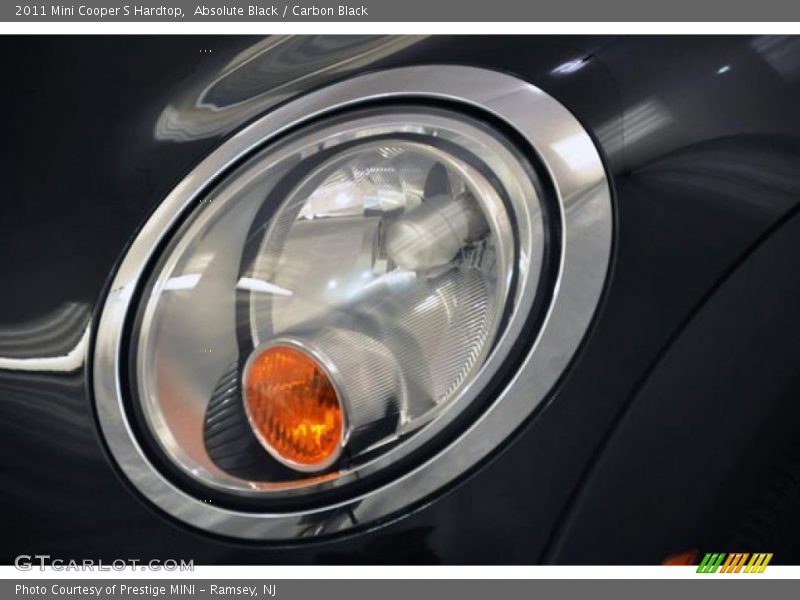 Absolute Black / Carbon Black 2011 Mini Cooper S Hardtop
