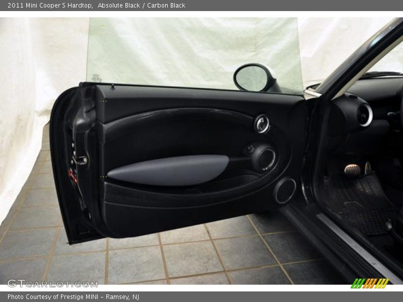 Absolute Black / Carbon Black 2011 Mini Cooper S Hardtop