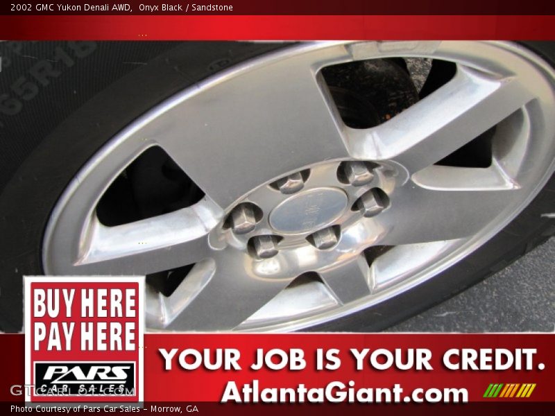 Onyx Black / Sandstone 2002 GMC Yukon Denali AWD