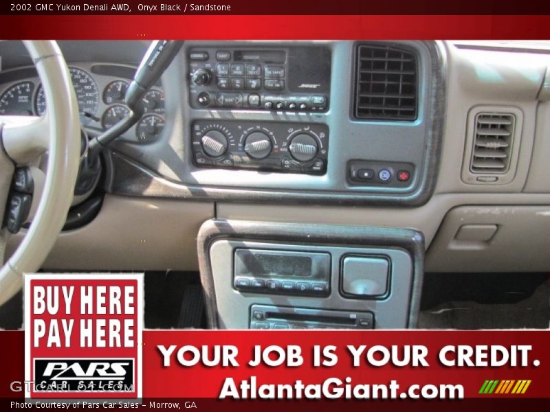 Onyx Black / Sandstone 2002 GMC Yukon Denali AWD