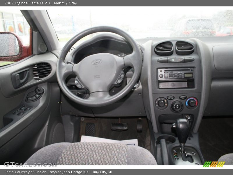 Merlot / Gray 2002 Hyundai Santa Fe 2.4