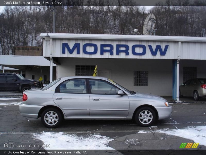 Silver / Grey 2003 Kia Spectra Sedan