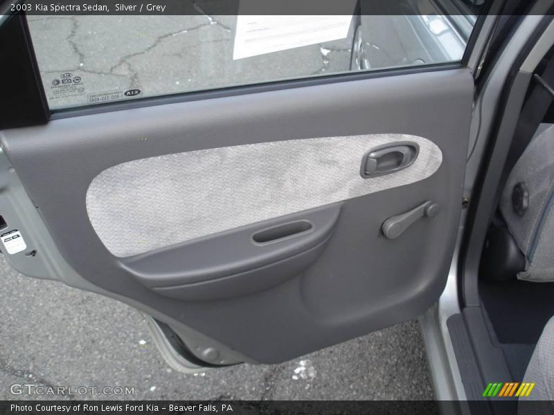 Silver / Grey 2003 Kia Spectra Sedan