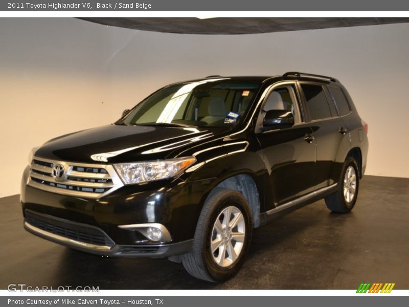 Black / Sand Beige 2011 Toyota Highlander V6