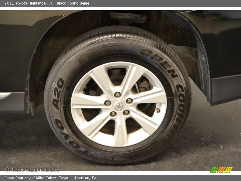 Black / Sand Beige 2011 Toyota Highlander V6