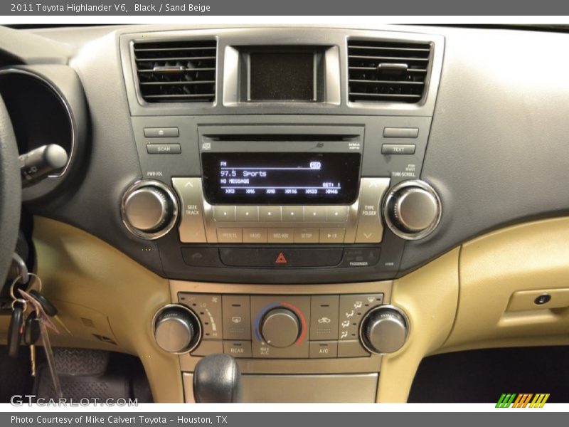 Black / Sand Beige 2011 Toyota Highlander V6