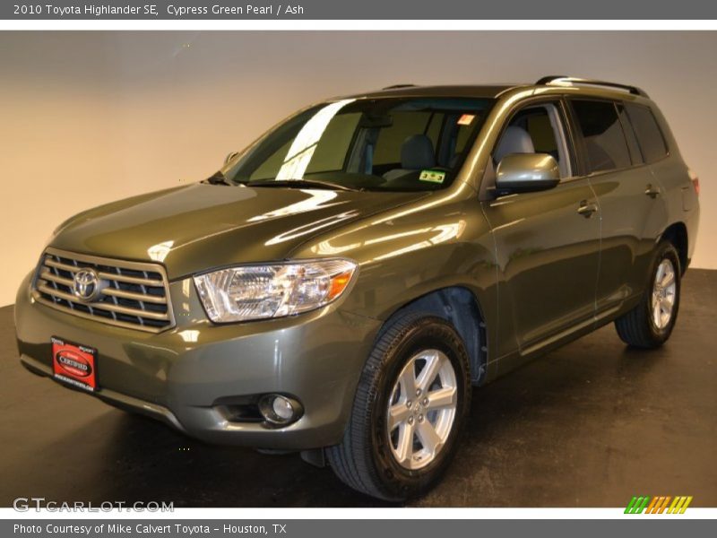 Cypress Green Pearl / Ash 2010 Toyota Highlander SE