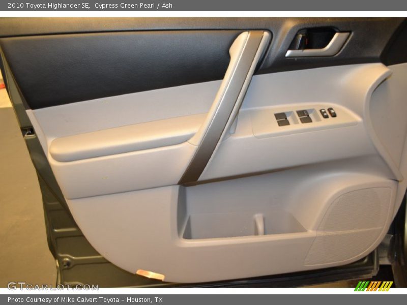 Cypress Green Pearl / Ash 2010 Toyota Highlander SE