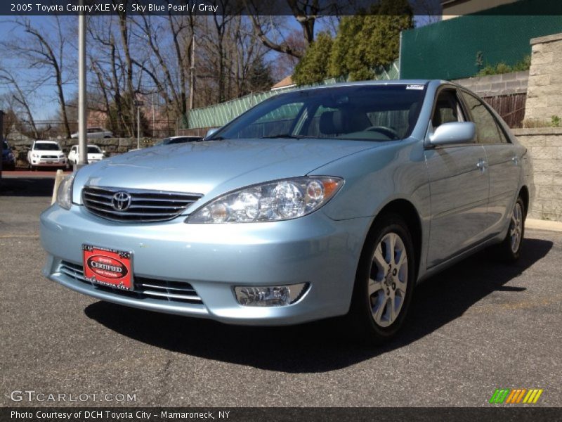 Sky Blue Pearl / Gray 2005 Toyota Camry XLE V6