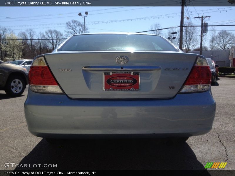 Sky Blue Pearl / Gray 2005 Toyota Camry XLE V6