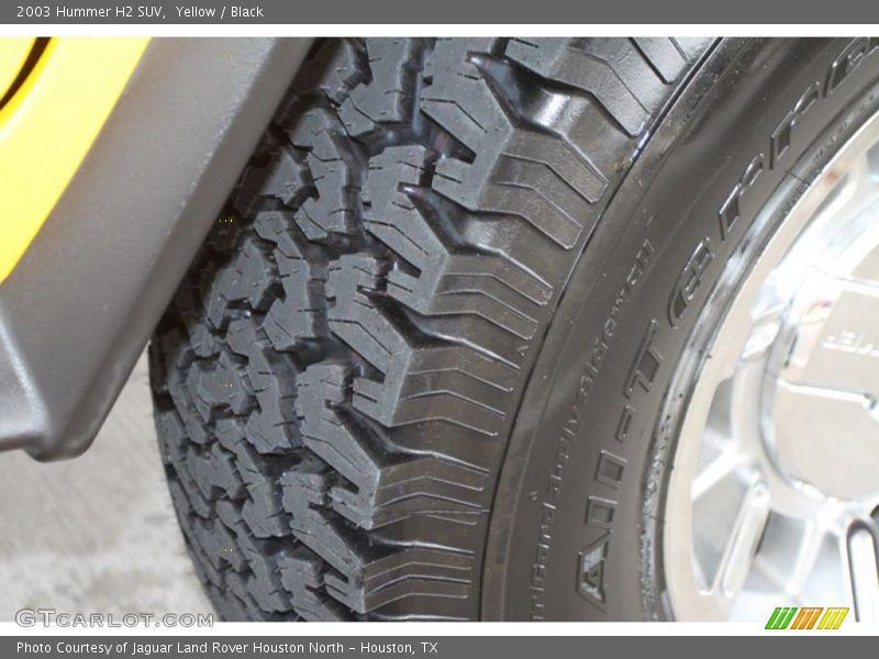 Yellow / Black 2003 Hummer H2 SUV