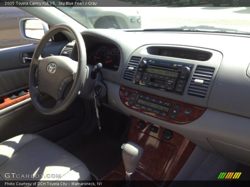 Sky Blue Pearl / Gray 2005 Toyota Camry XLE V6
