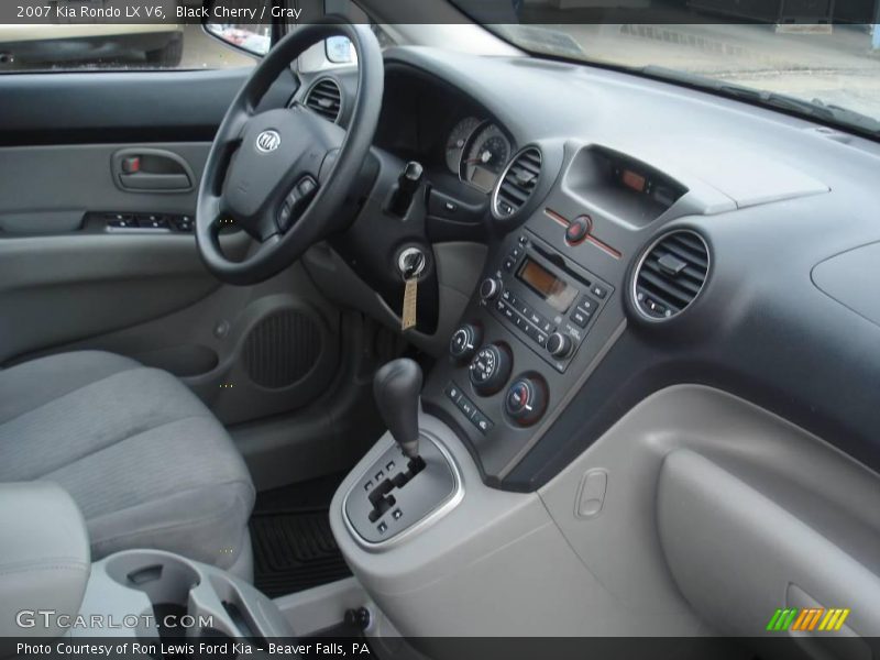 Black Cherry / Gray 2007 Kia Rondo LX V6