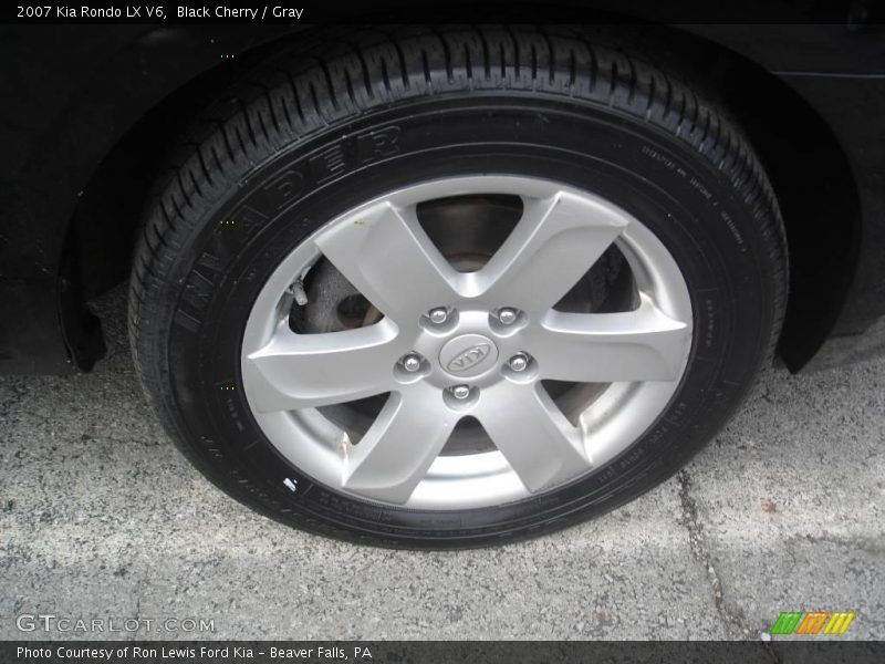 Black Cherry / Gray 2007 Kia Rondo LX V6