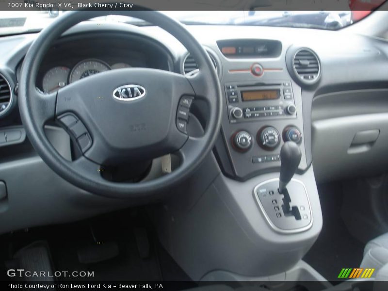 Black Cherry / Gray 2007 Kia Rondo LX V6