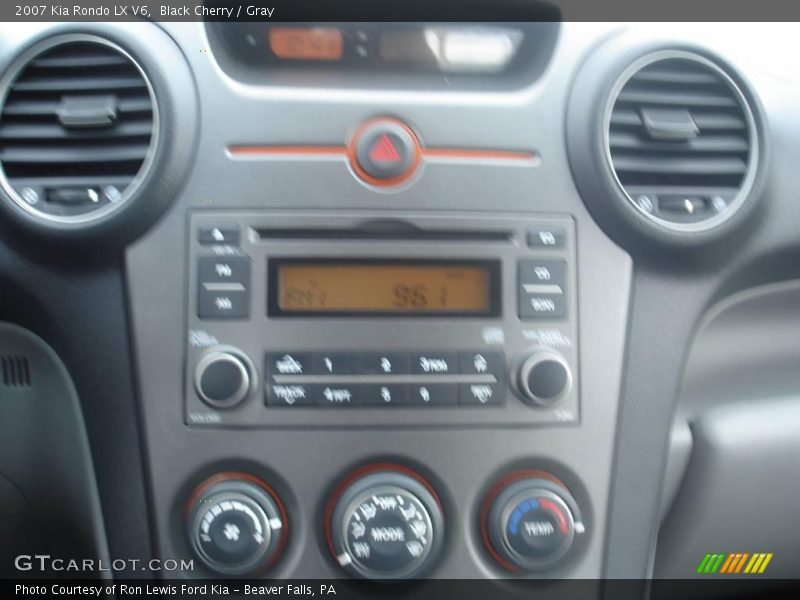 Black Cherry / Gray 2007 Kia Rondo LX V6