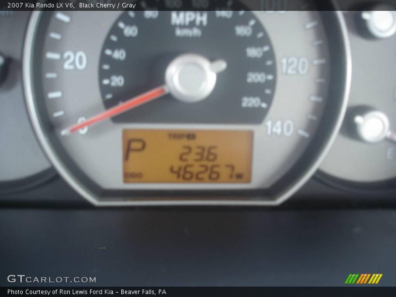 Black Cherry / Gray 2007 Kia Rondo LX V6