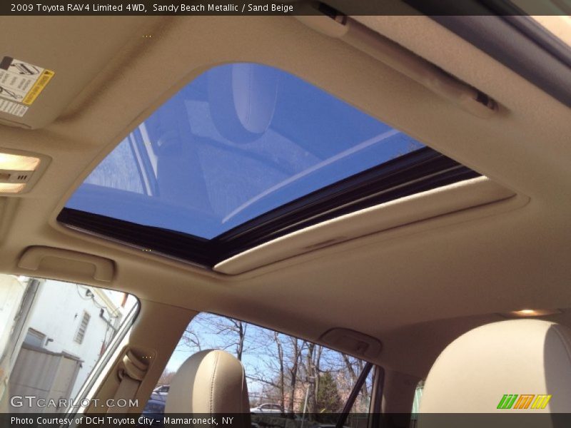 Sunroof of 2009 RAV4 Limited 4WD