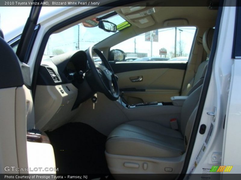 Blizzard White Pearl / Ivory 2010 Toyota Venza AWD