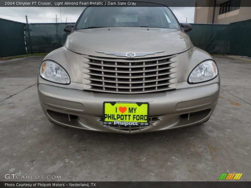 Light Almond Pearl Metallic / Dark Slate Gray 2004 Chrysler PT Cruiser
