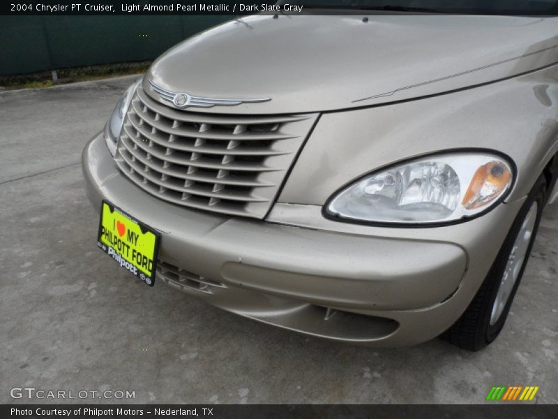 Light Almond Pearl Metallic / Dark Slate Gray 2004 Chrysler PT Cruiser