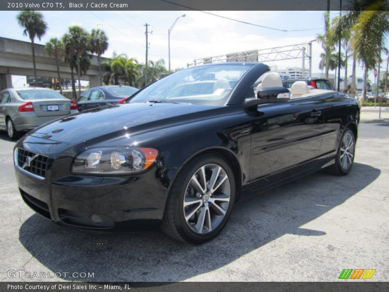 Black / Cacite Cream 2010 Volvo C70 T5