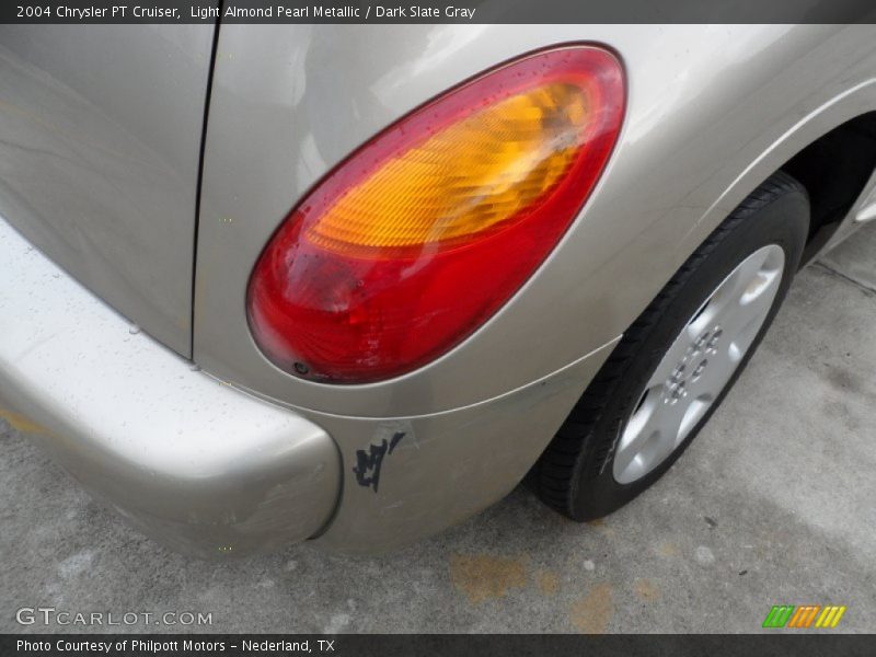 Light Almond Pearl Metallic / Dark Slate Gray 2004 Chrysler PT Cruiser