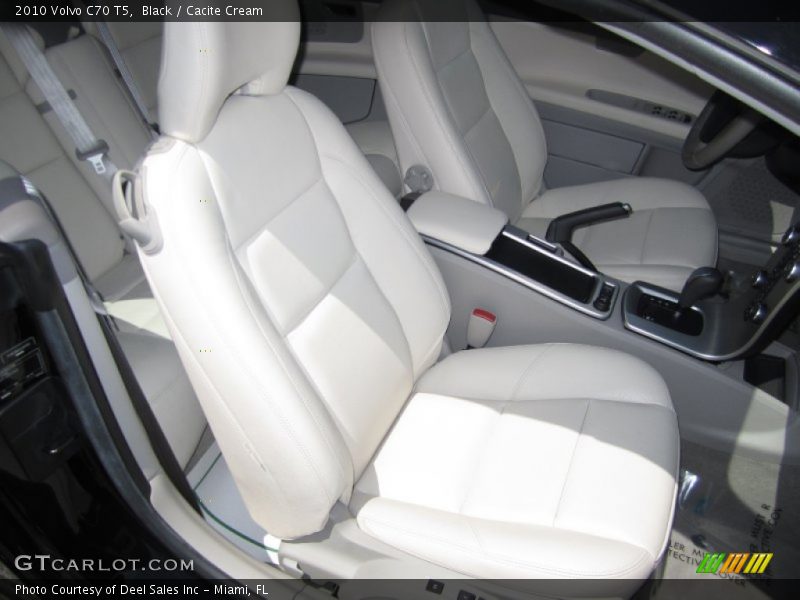Black / Cacite Cream 2010 Volvo C70 T5