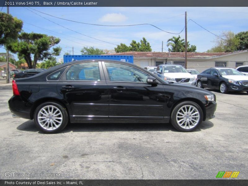 Black / Umbra/Calcite Leather 2011 Volvo S40 T5