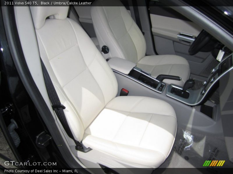 Black / Umbra/Calcite Leather 2011 Volvo S40 T5
