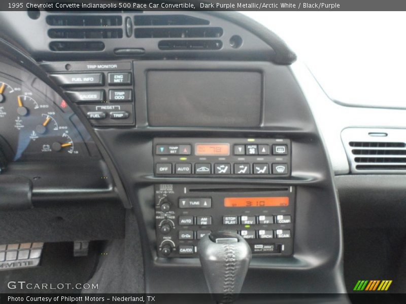 Controls of 1995 Corvette Indianapolis 500 Pace Car Convertible