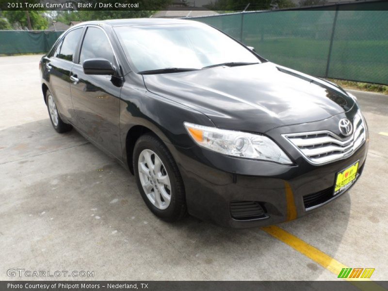 Black / Dark Charcoal 2011 Toyota Camry LE