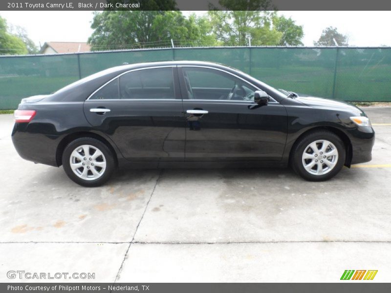 Black / Dark Charcoal 2011 Toyota Camry LE