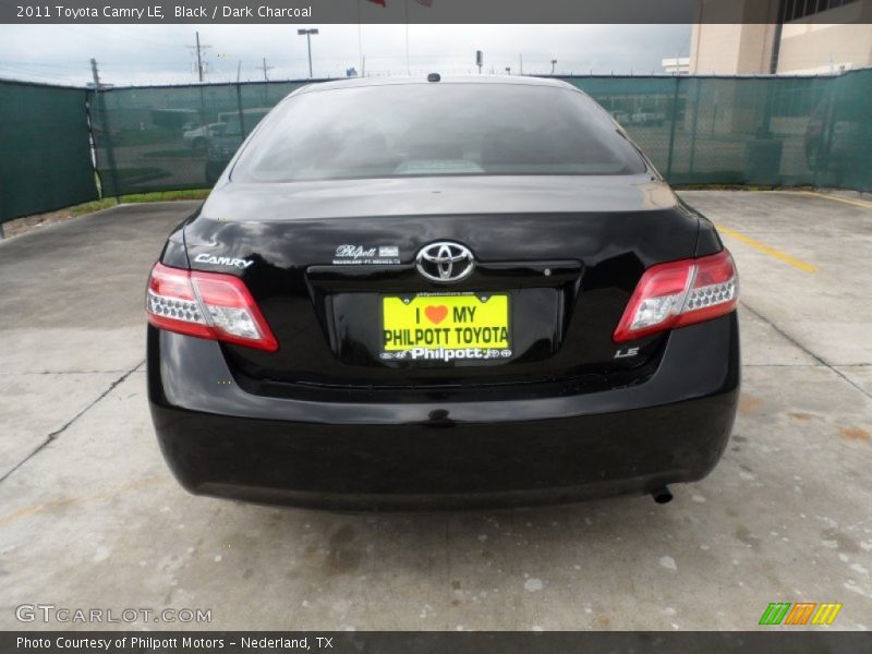 Black / Dark Charcoal 2011 Toyota Camry LE
