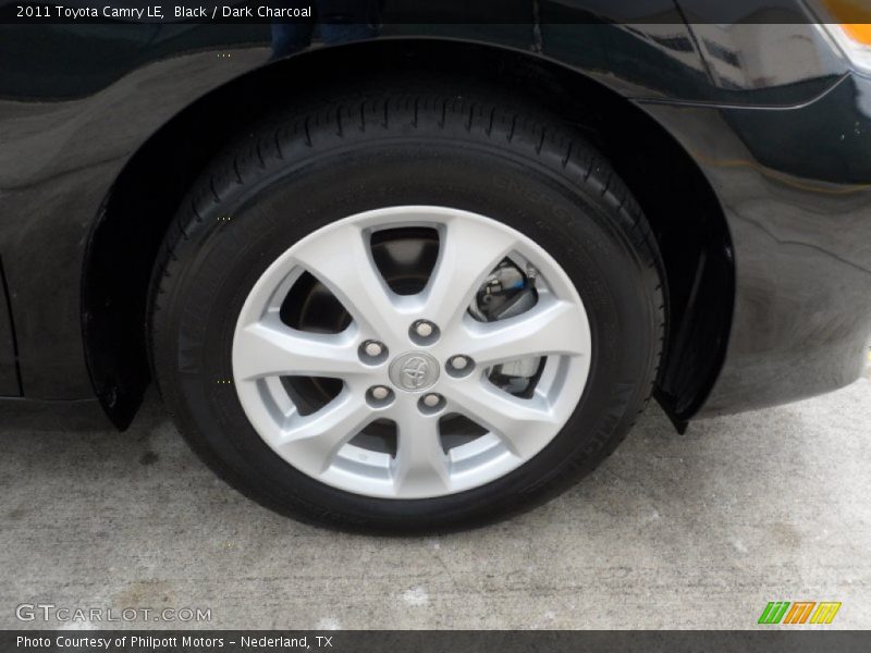 Black / Dark Charcoal 2011 Toyota Camry LE