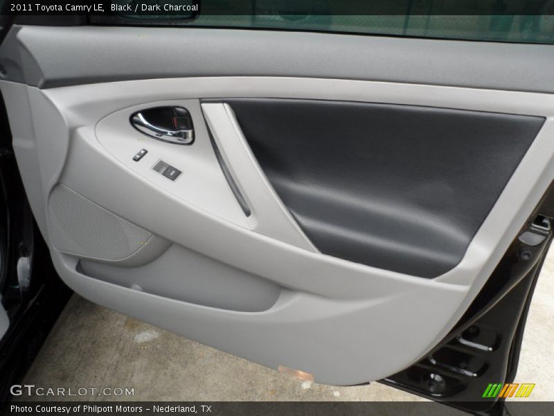 Black / Dark Charcoal 2011 Toyota Camry LE